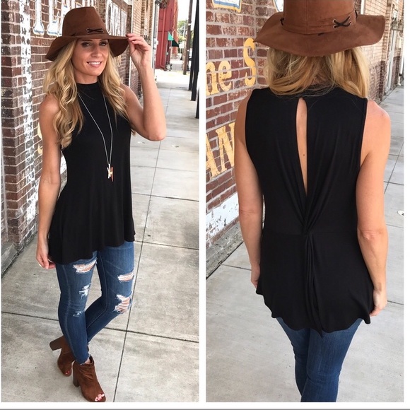 Boutique Tops - 🎉Host Pick🎉Open Back Mock Neck twist tunic